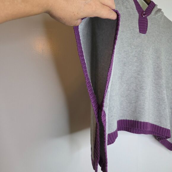 Ruffle Butts Adorable Hooded Gray/Purple Poncho Sweater - Girls 6/7 - Picture 7 of 10